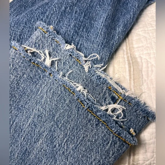 Anthropologie Pilcro The Vintage Straight Medium Wash Distressed Jeans Size 26 - Picture 9 of 11